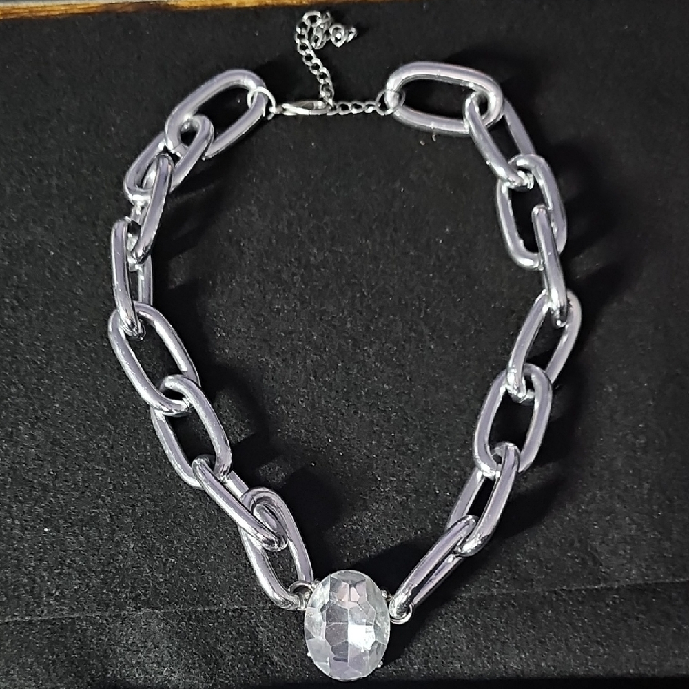 Elegant Silver Chain Necklace